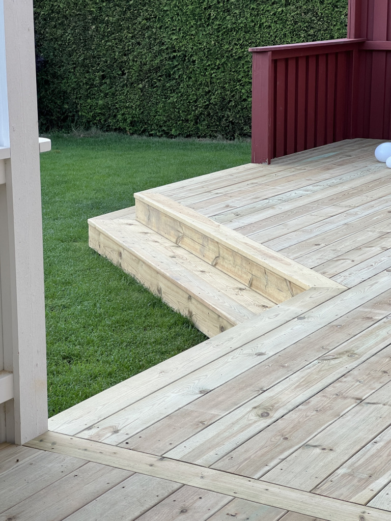 Altanrenovering i Träkvista på Ekerö