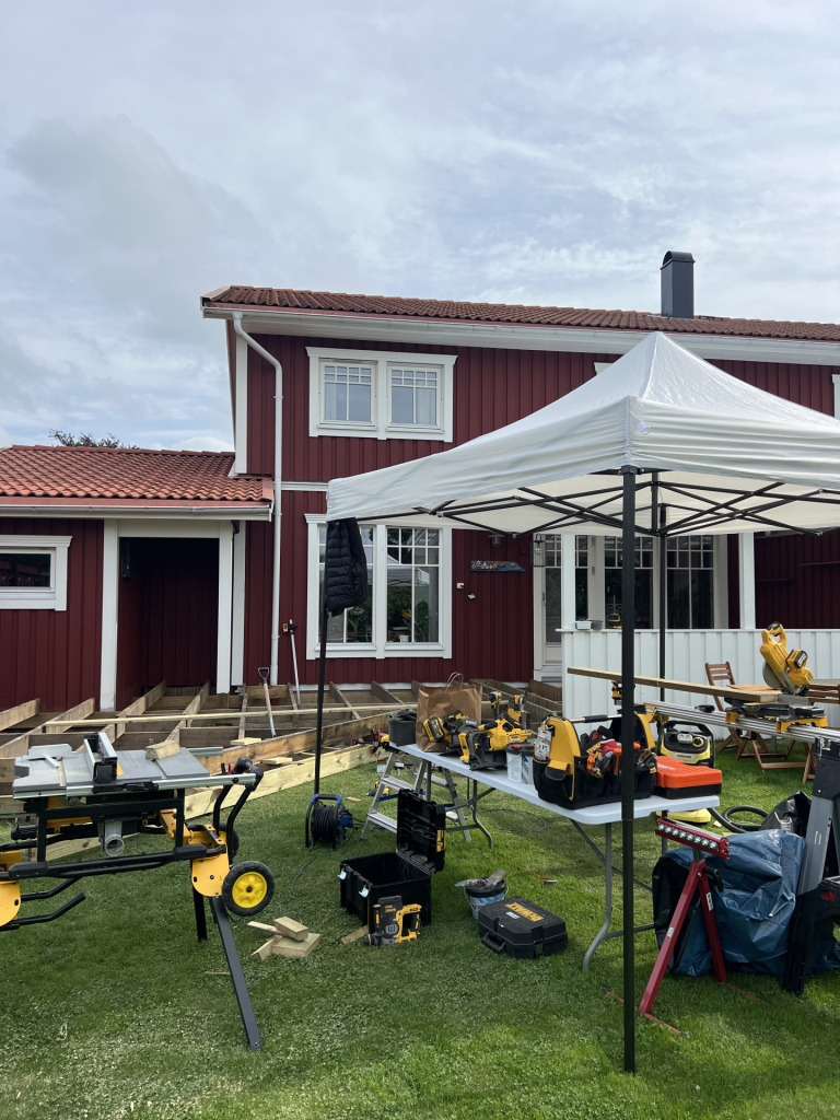 Altanrenovering i Träkvista på Ekerö