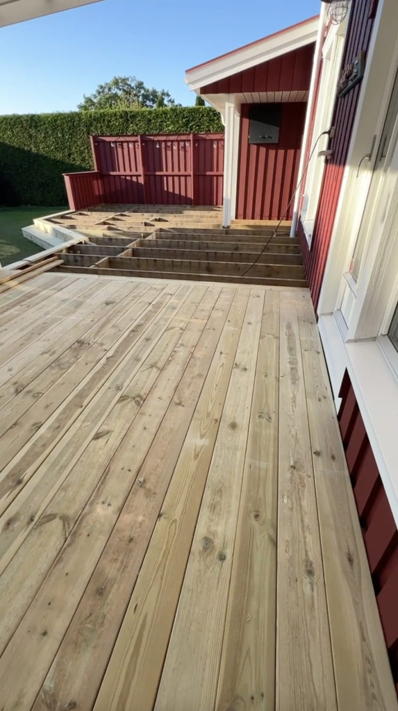 Altanrenovering i Träkvista på Ekerö