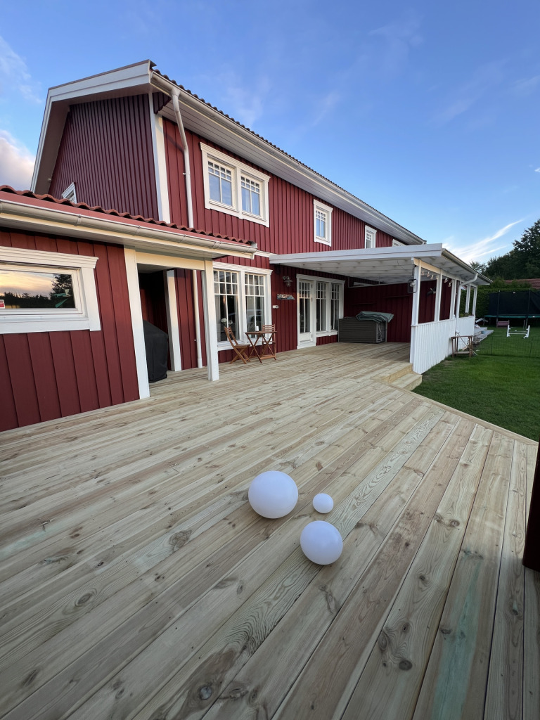 Altanrenovering i Träkvista på Ekerö