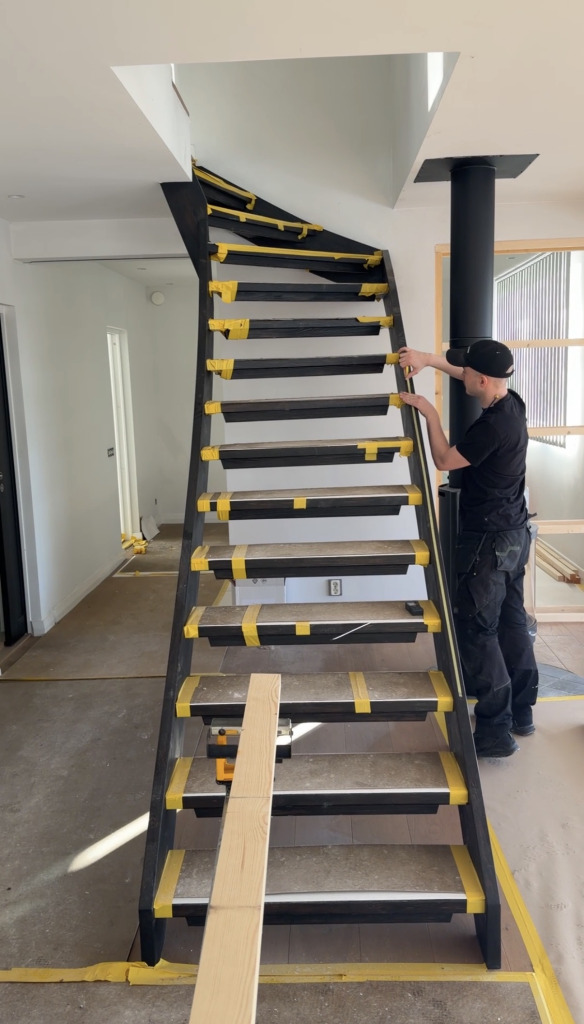 Renovering av trappa på Ekerö