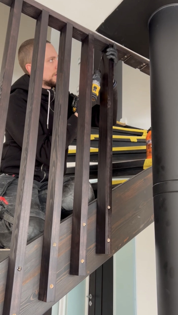 Renovering av trappa på Ekerö